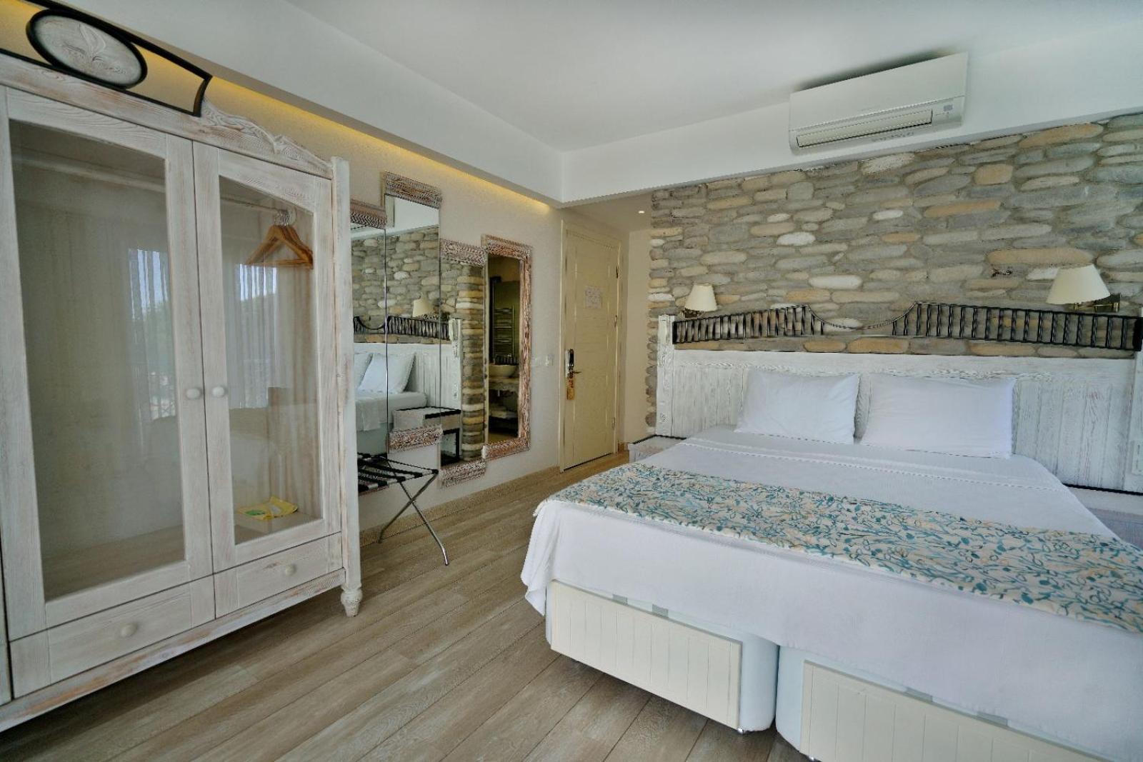 Dedeminn Marina Hotel Göcek Extérieur photo