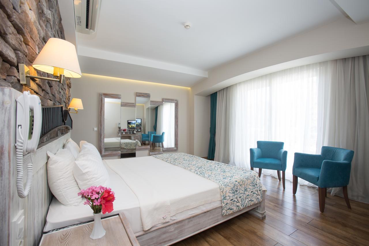 Dedeminn Marina Hotel Göcek Extérieur photo