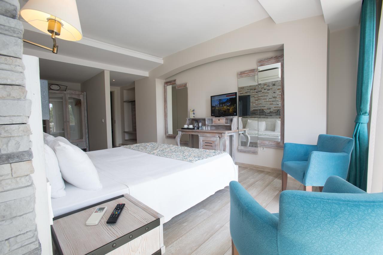 Dedeminn Marina Hotel Göcek Extérieur photo
